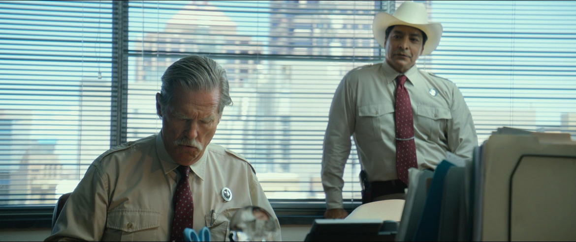 Jeff Bridges and Gil Birmingham in Hell or High Water