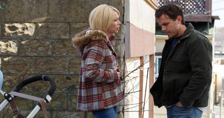Michelle Williams and Casey Affleck in <em>Manchester by the Sea</em>